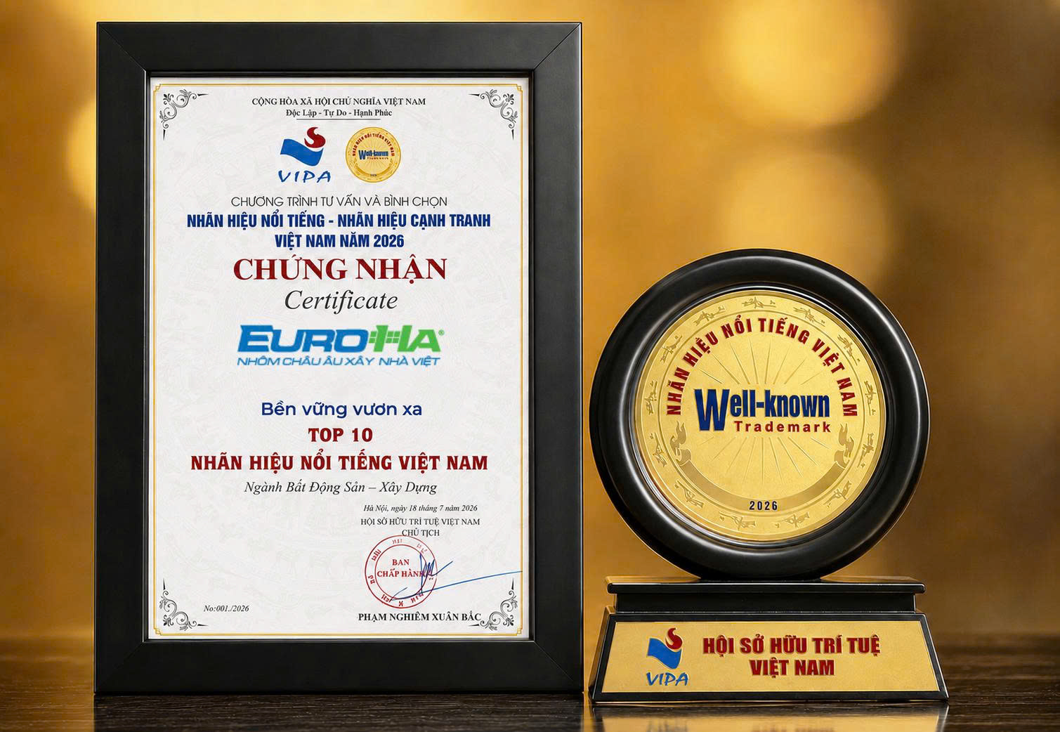 Chứng nhận, biểu trưng Top 10 Nhãn hiệu nổi tiếng Việt Nam năm 2026 dành cho Công ty Cổ phần EuroHa.